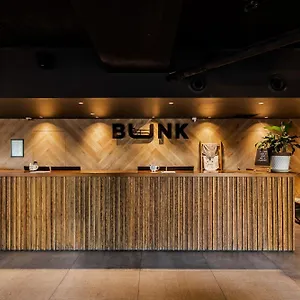Hostal Bunk Surfers Paradise International Backpacker (adults Only)