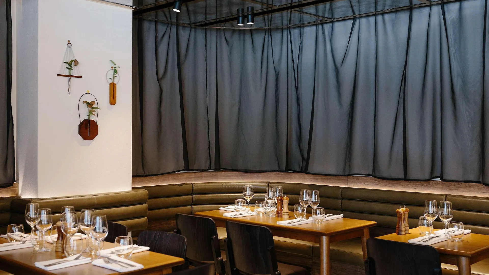The Sebel Brisbane Aparthotel 4*,  Australia